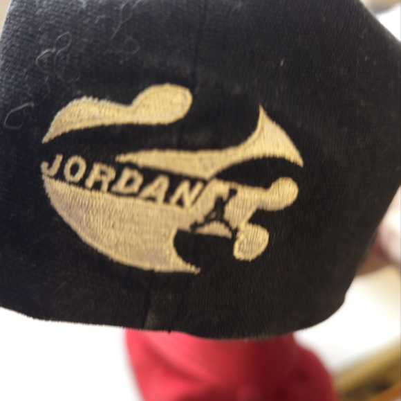 Jordan retro hats - Picture 3 of 3